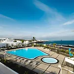 6 - Caleta Campos *